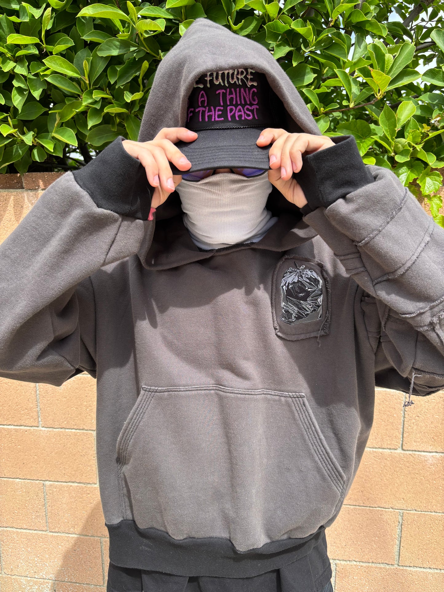 Trfr (Sweatshirt)